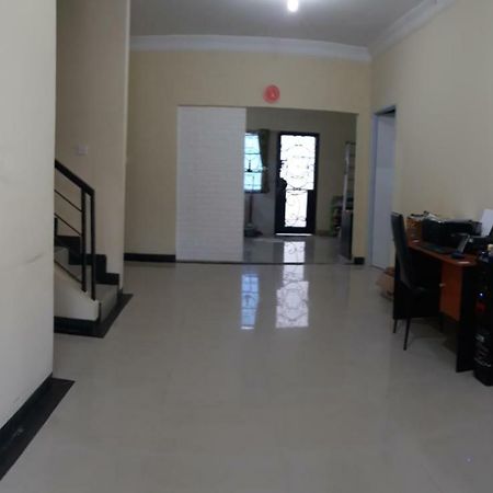 Cipta Guest House Batam 1 Экстерьер фото